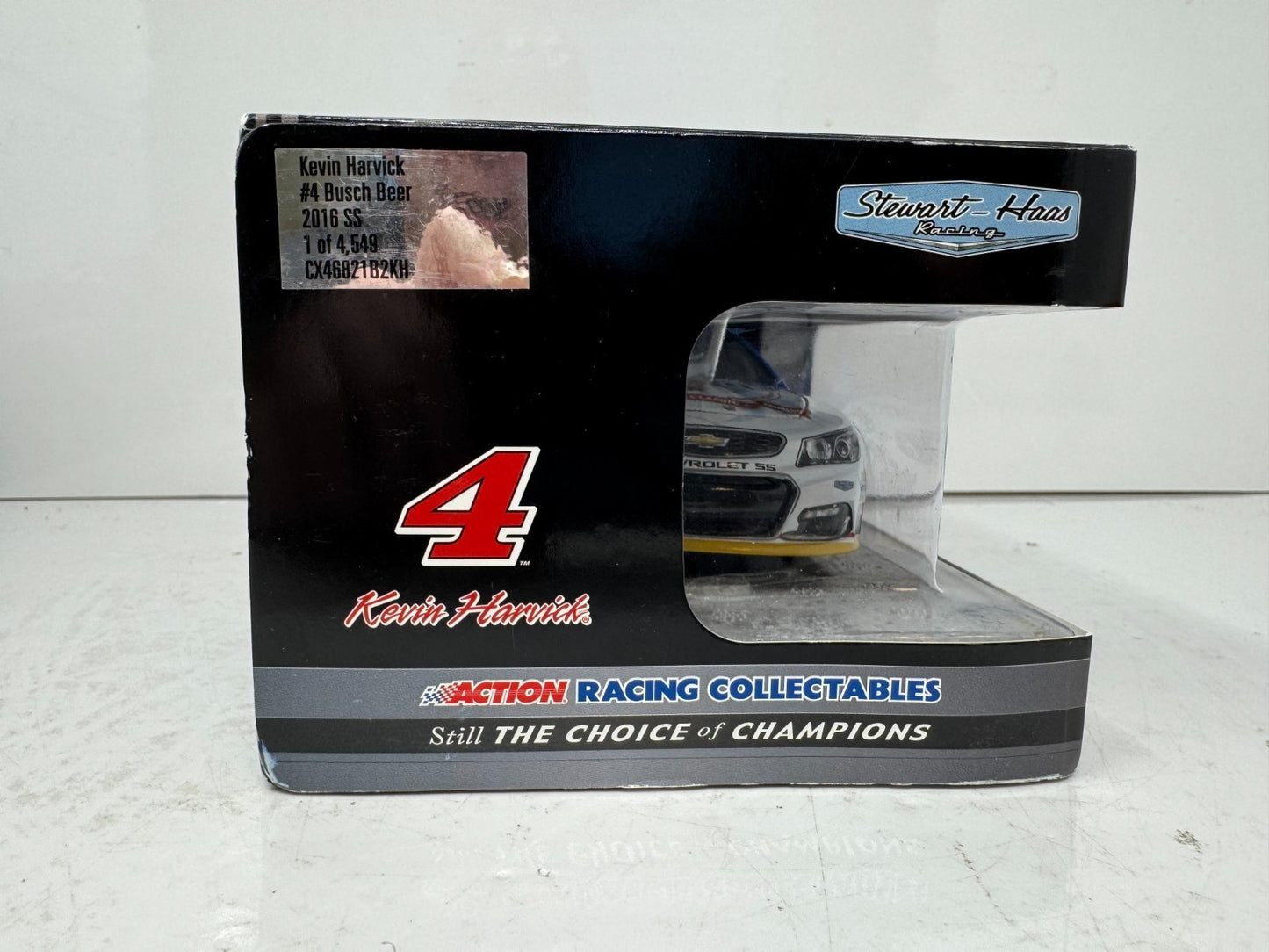 Lionel Racing Nascar #4 Kevin Harvick Busch Beer 2016 Chevy SS 1:24 Diecast