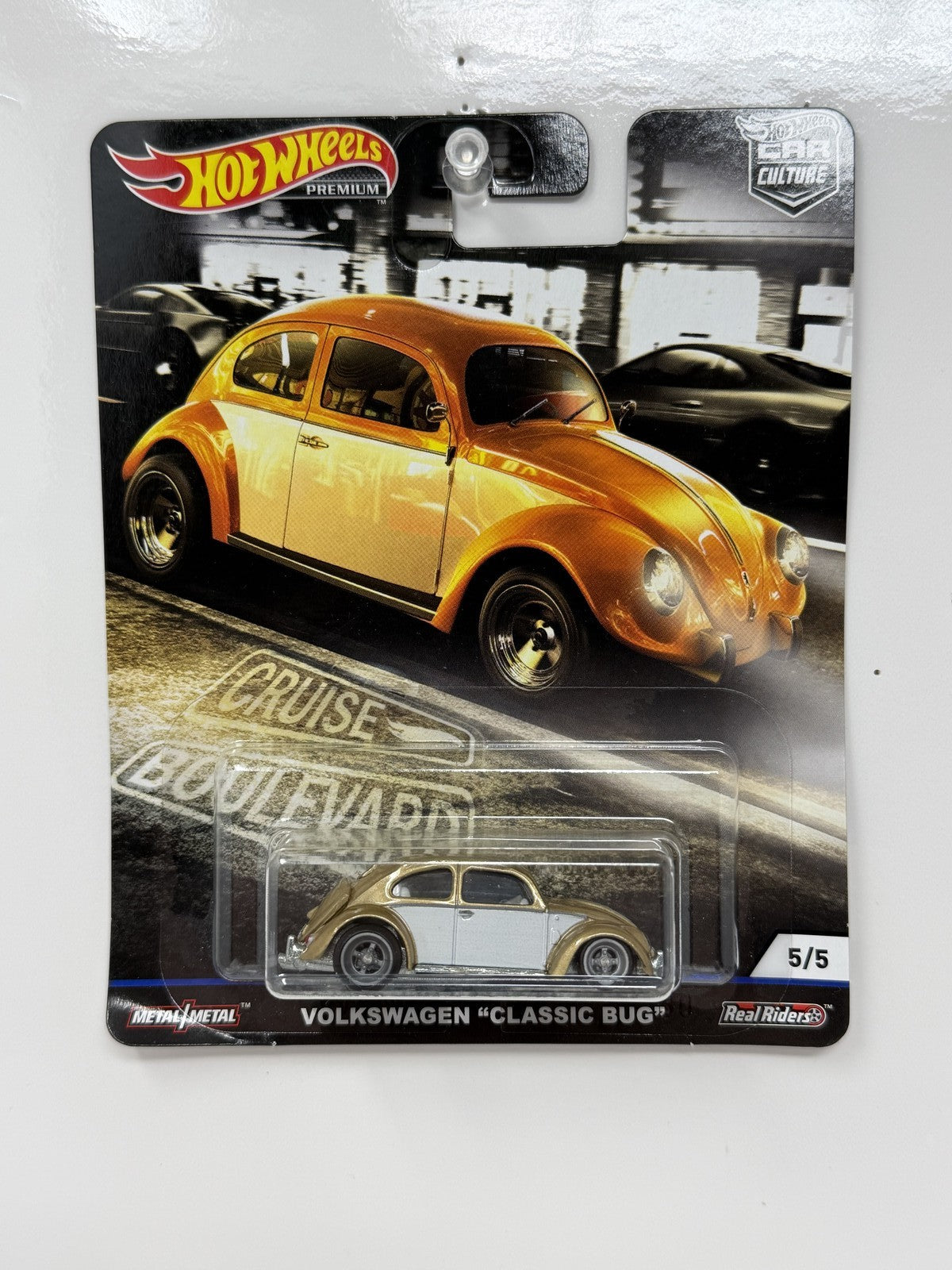 Hot Wheels Premium Cruise Boulevard Volkswagen Classic Bug 1:64 Diecast