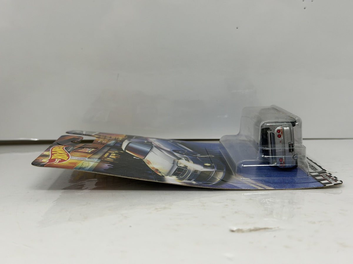 Hot Wheels Premium Boulevard #2 Nissan Skyline GT-R BCNR33 1:64 Diecast