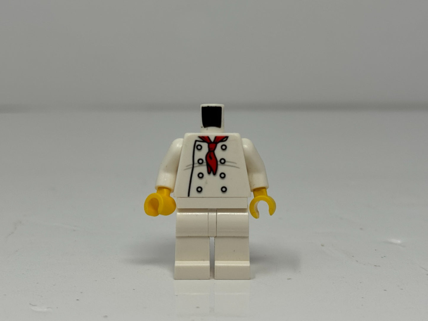 LEGO Chef Jacket 8 Buttons Red Neckerchief Torso Minifigure