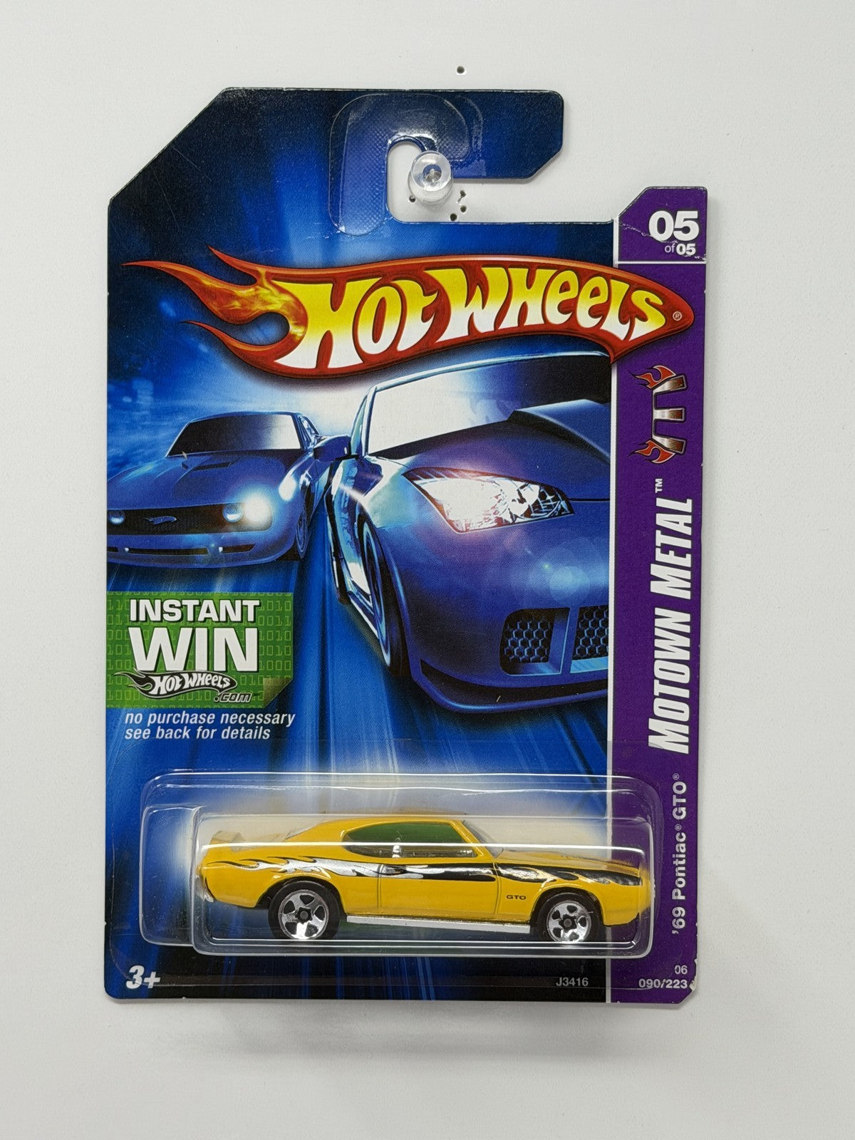 Hot Wheels Motown Metal 1969 Pontiac GTO 1:64 Diecast Yellow V3