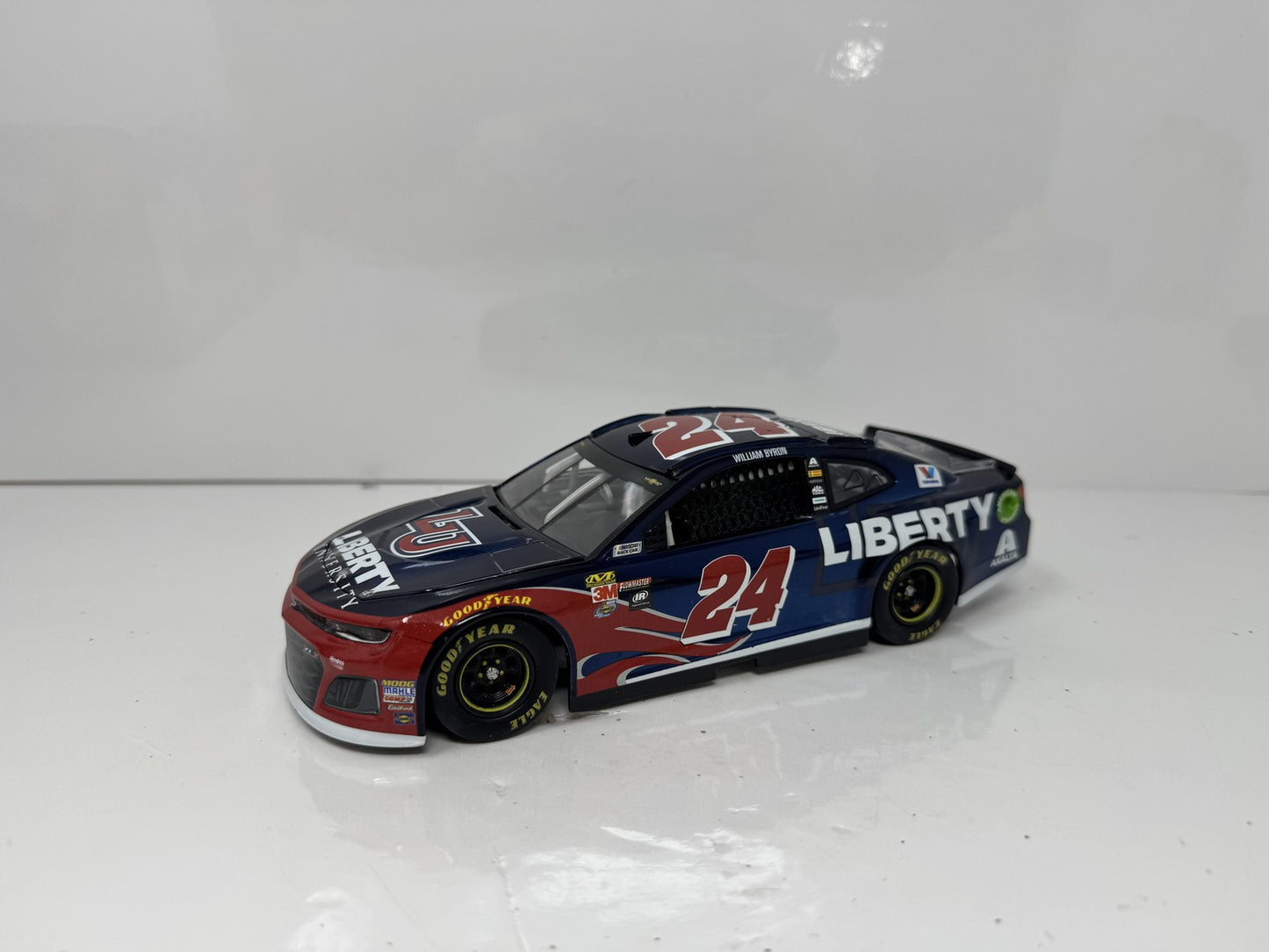Lionel NASCAR William Byron #24 Liberty University Camaro Chrome 1:24 Diecast