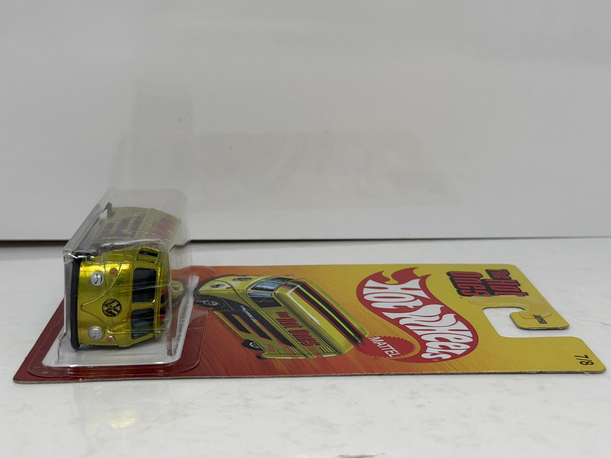 Hot Wheels The Hot Ones Volkswagen T1 Panel Bus / Combi 1:64 Diecast