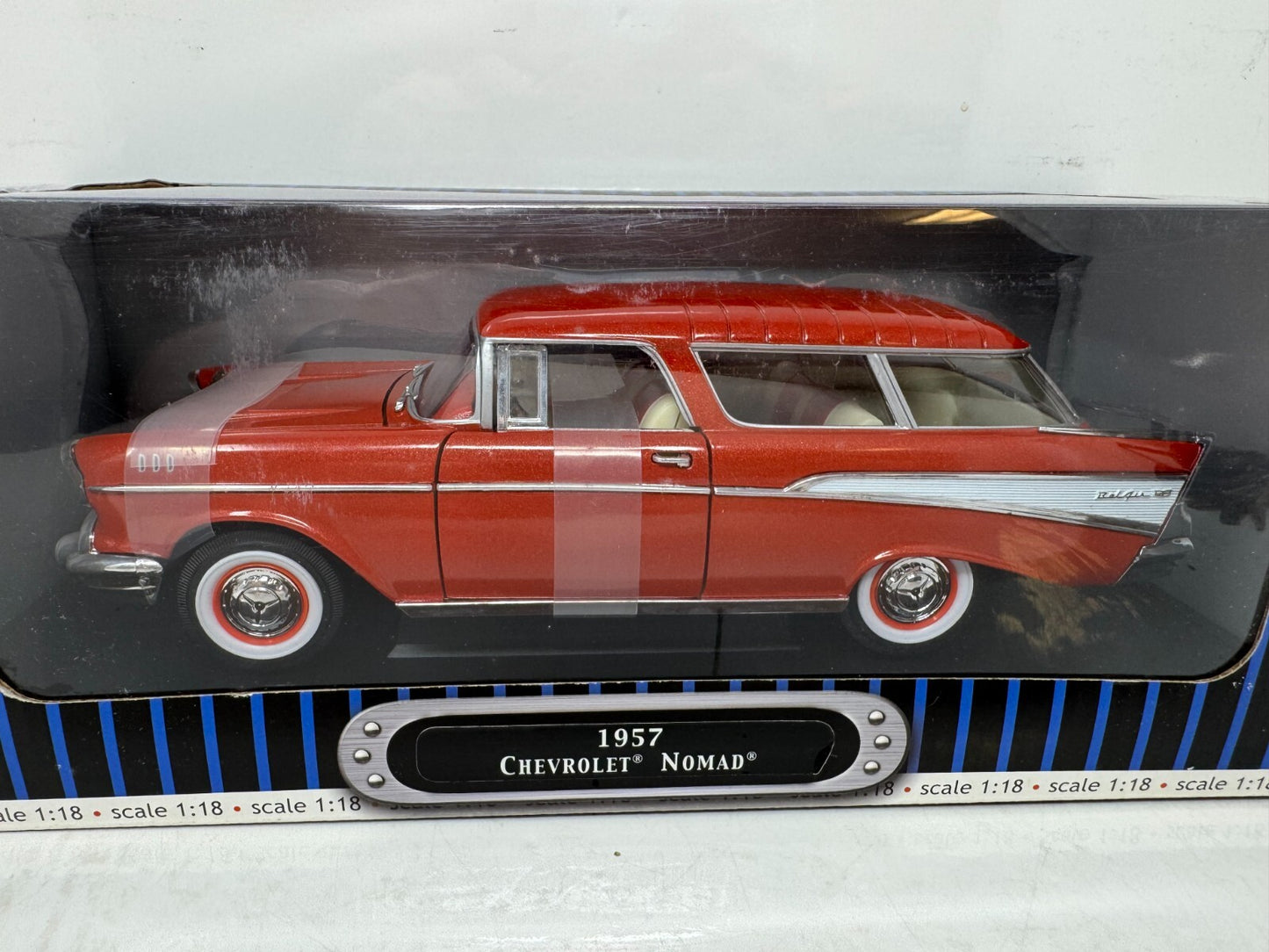 Yat Ming Road Signature 1957 Chevrolet Nomad 1:18 Diecast