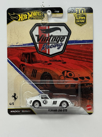Hot Wheels Premium Vintage Racing Ferrari 250 GTO 1:64 Diecast White