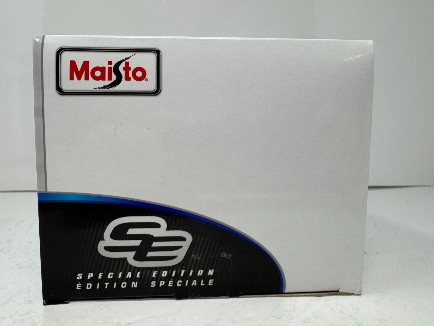 Maisto Ferrari SF90 Spider Special Edition 1:18 Diecast