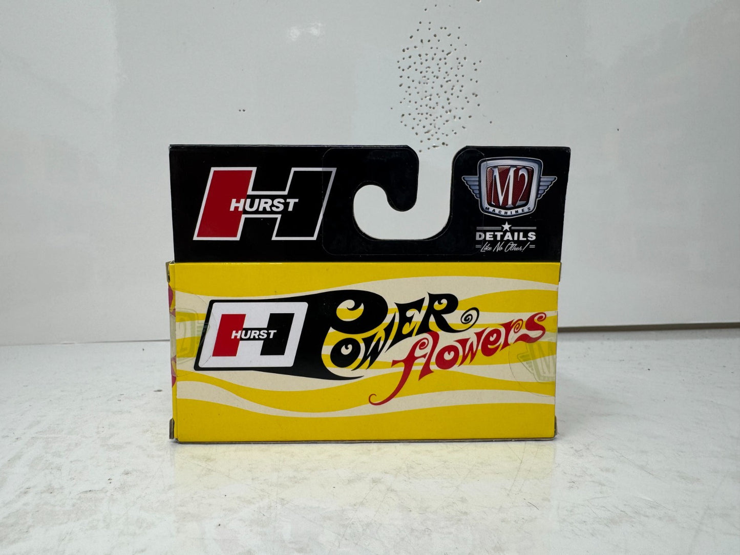 M2 Machines Hurst Power Flowers 1970 Chevrolet Camaro Z/28 RS 1:64 Diecast