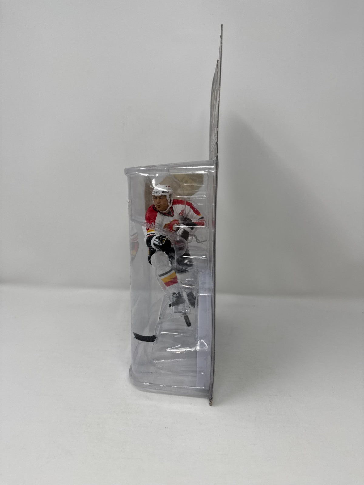 McFarlane NHL Theoren Fleury Calgary Flames Legends Series 8 CHASE Figure