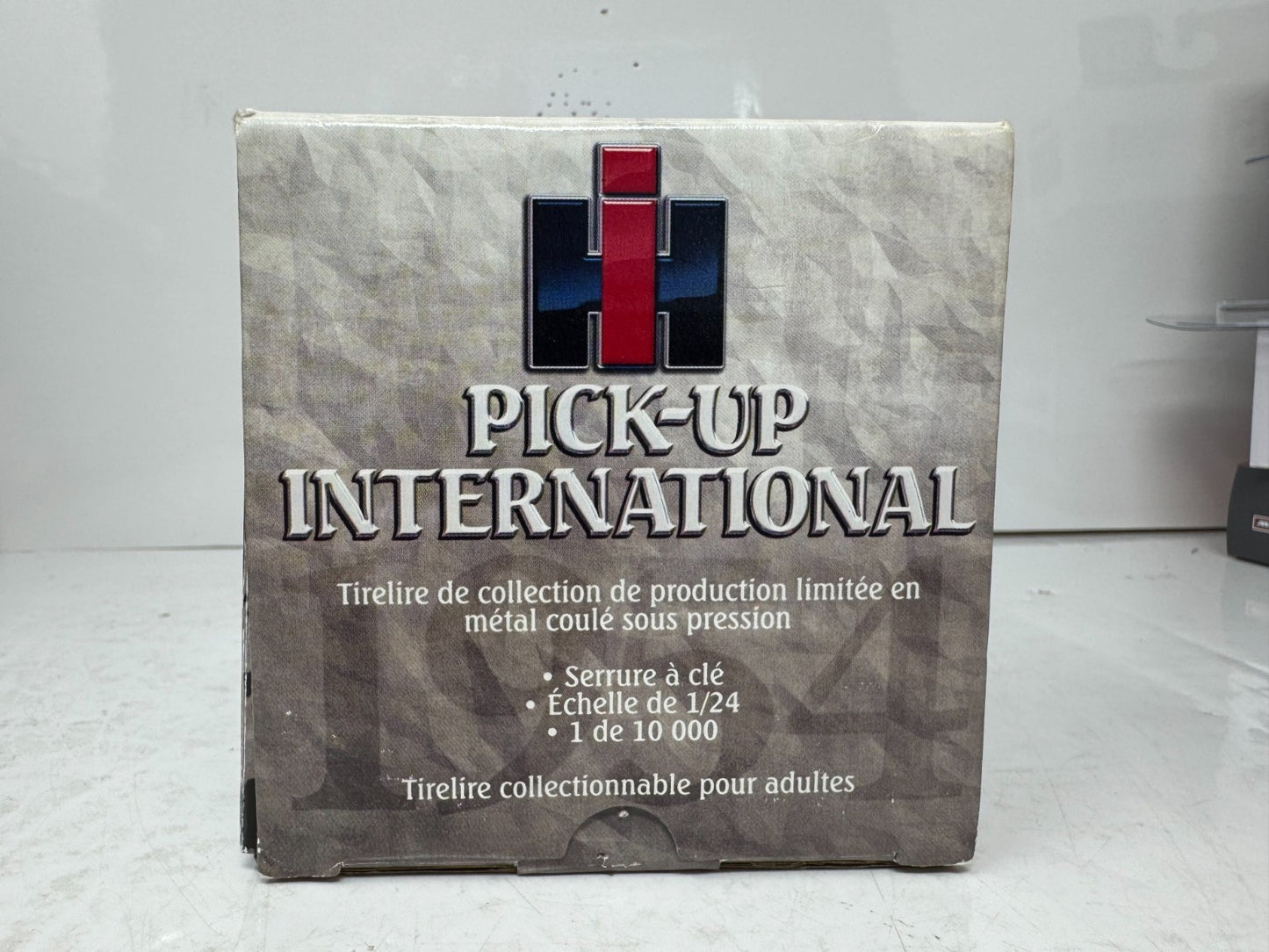 Liberty Classics Canadian Tire 1954 International Pickup BANK 1:24 Diecast