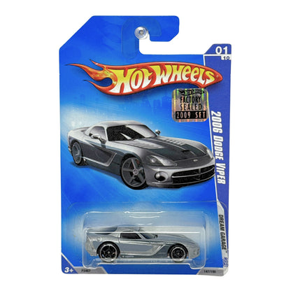 Hot Wheels Dream Garage 2006 Dodge Viper 1:64 Diecast Factory Sealed