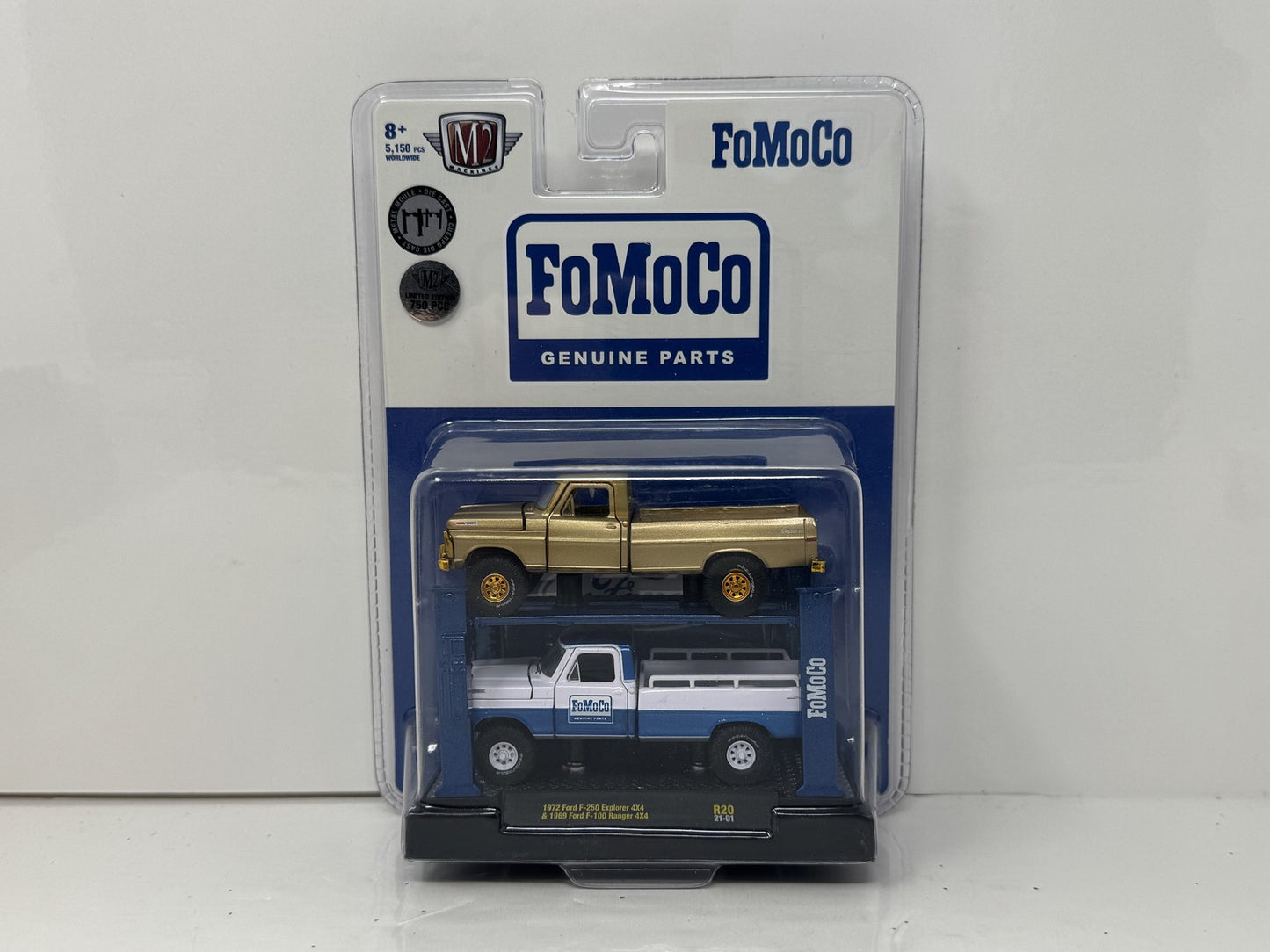 M2 Machines FoMoCo 1972 Ford F-250 & 1969 Ford F-100 Ranger CHASE 1:64 Diecast