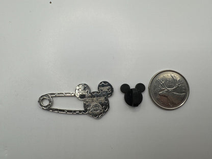 Disney Mickey Mouse Safety Pin Trading Pin DC2S1
