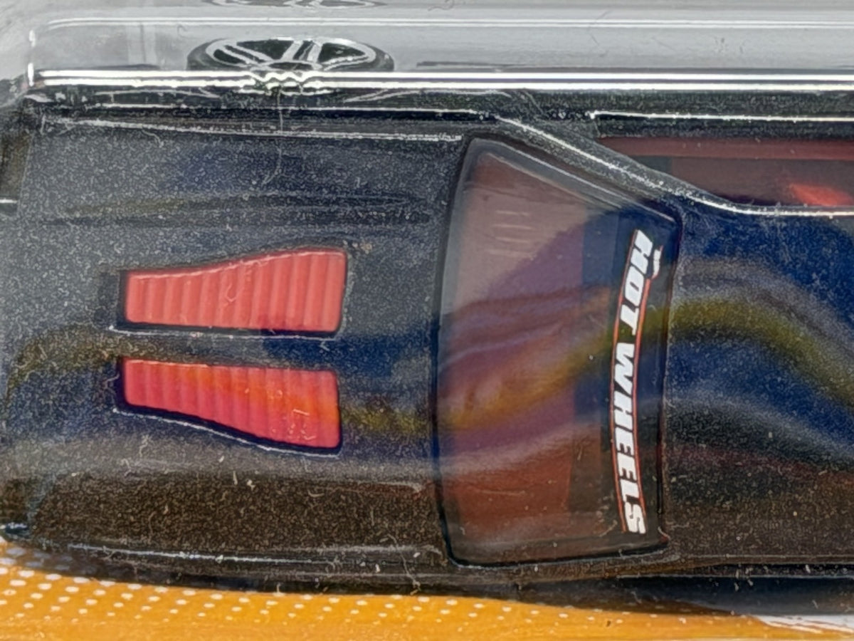 Hot Wheels 1985 Chevrolet Camaro IROC-Z 1:64 Diecast Walmart Exclusive 2012