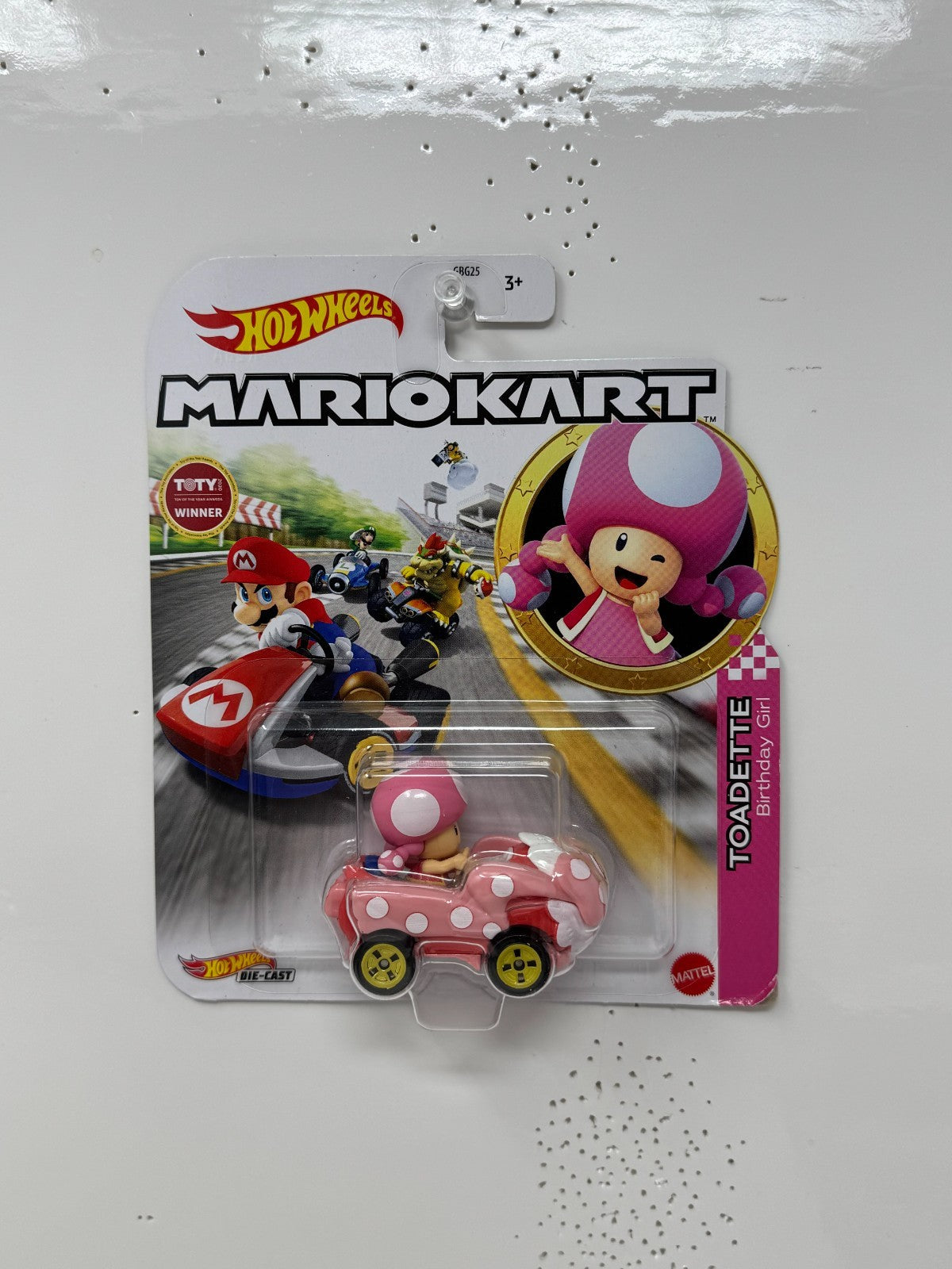 Hot Wheels Mario Kart Toadette Birthday Girl 1:64 Diecast