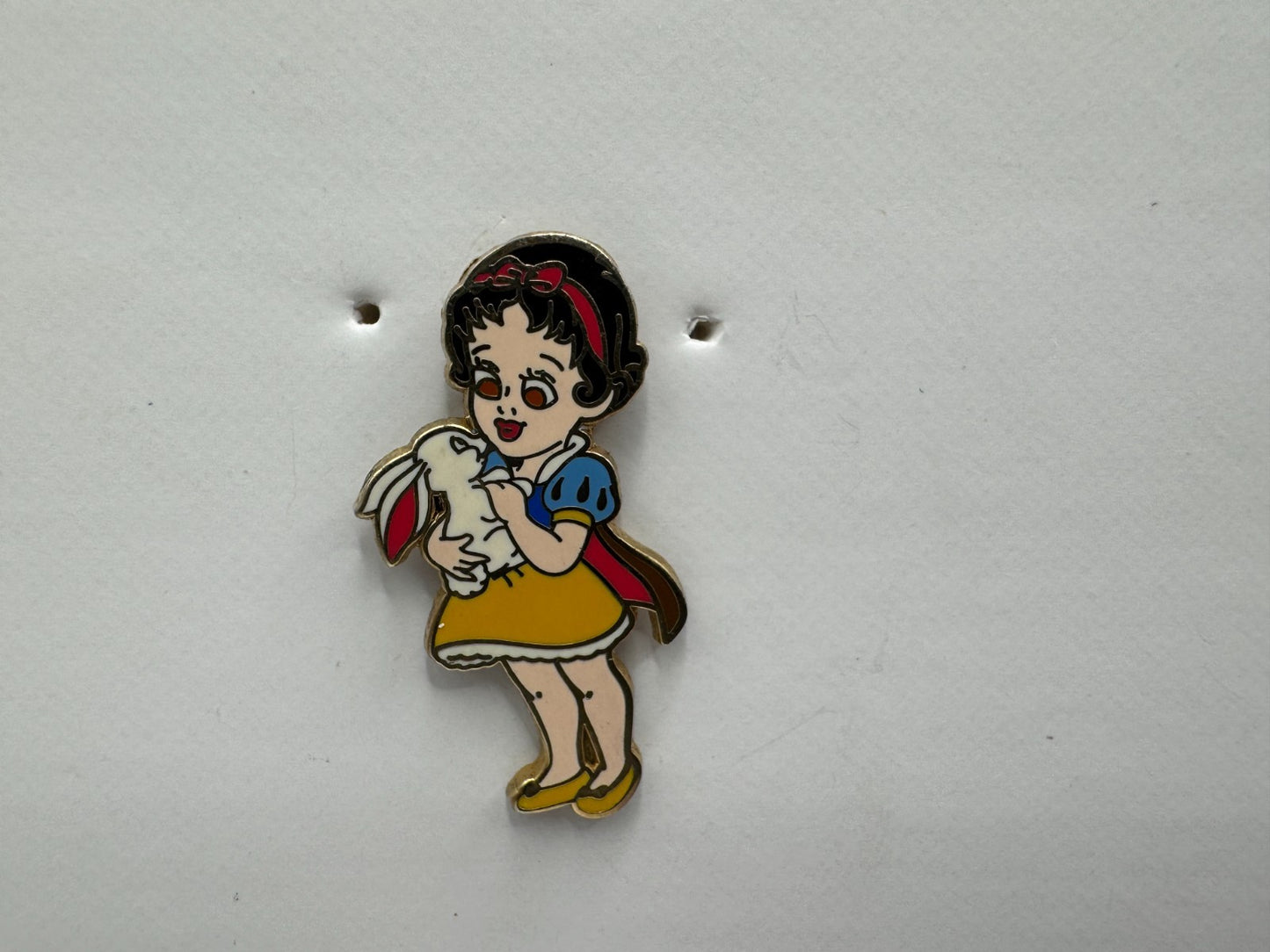 Disney Snow White Toddler Princess Trading Pin DC1S12