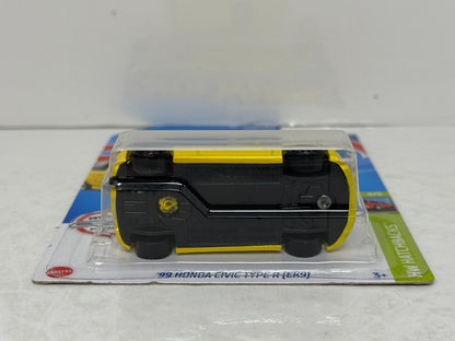 Hot Wheels Hatchbacks 1999 Honda Civic Type R EK9 1:64 Diecast