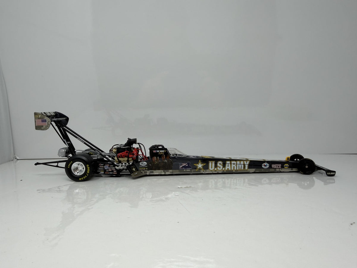 Action NHRA Tony Schumacher U.S Army Top Fuel Dragster 1:24 Diecast Liquid Color