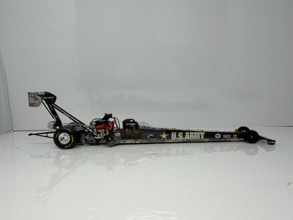 Action NHRA Tony Schumacher U.S Army Top Fuel Dragster 1:24 Diecast Liquid Color