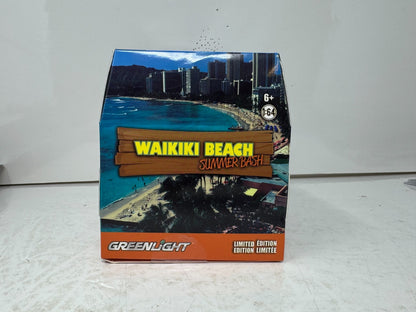 Greenlight Diorama Waikiki Beach Summer Bash Set RAW CHASE 1:64 Diecast