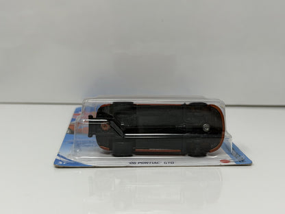 Hot Wheels Factory Fresh 2006 Pontiac GTO 1:64 Diecast Orange