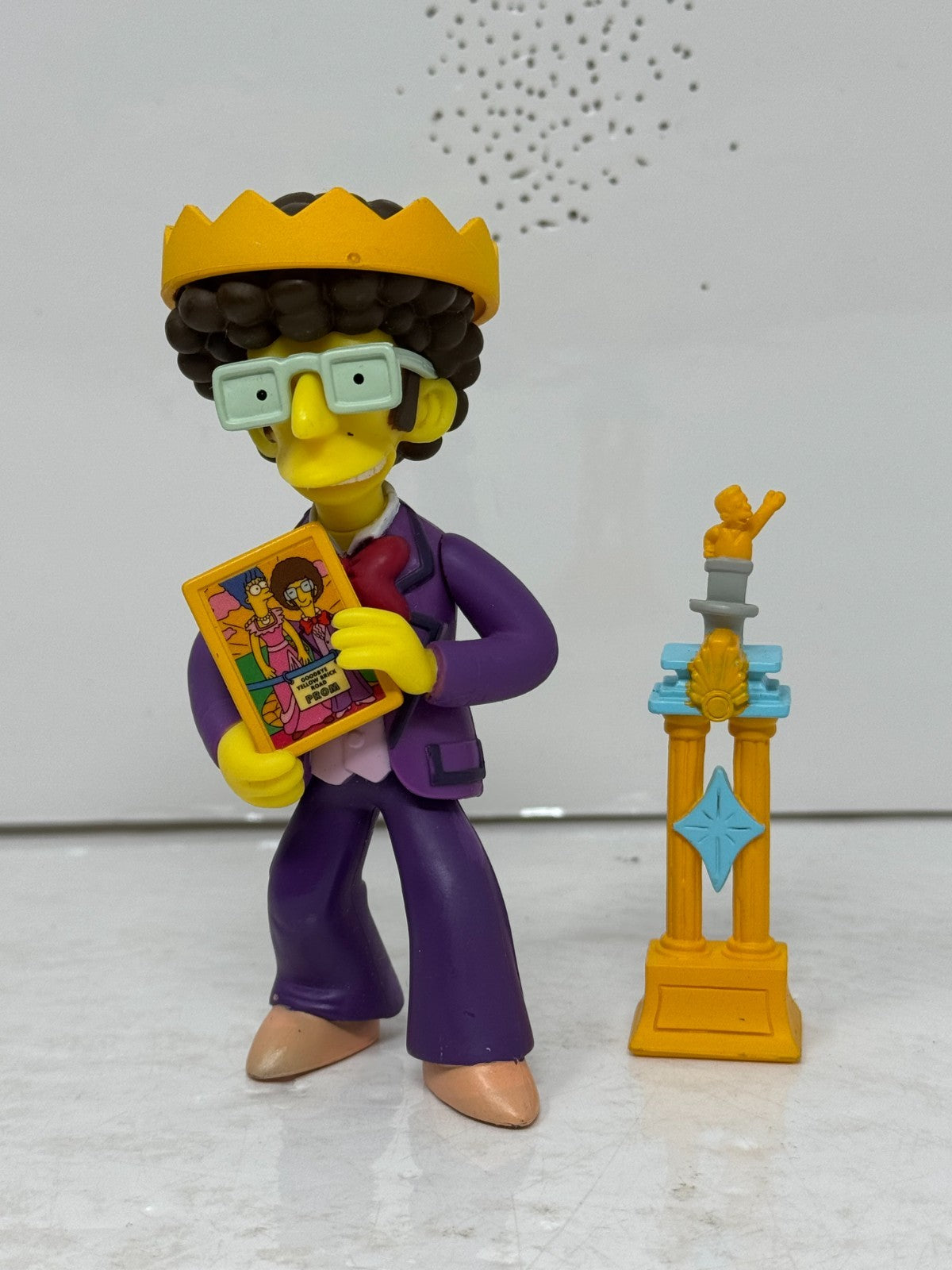 Simpsons World of Springfield Artie Ziff Figure Playmates