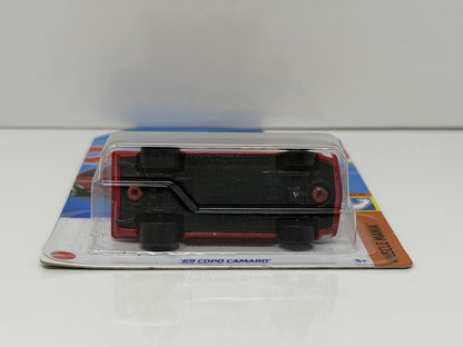 Hot Wheels Muscle Mania 1969 Chevrolet COPO Camaro 1:64 Diecast Red