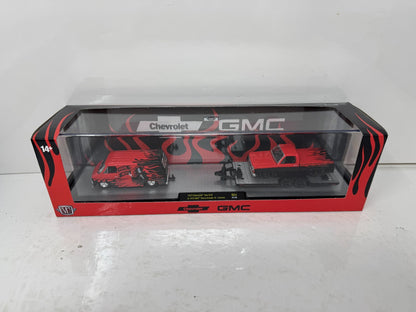 M2 Machines Auto Haulers 1976 GMC Sierra Grande & Chevrolet Van G10 1:64 Diecast