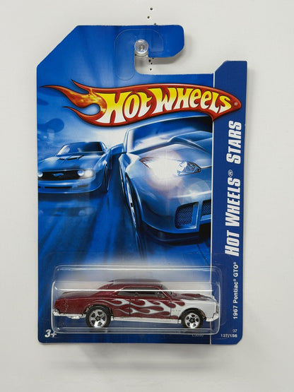Hot Wheels Hot Wheels Stars 1967 Pontiac GTO 1:64 Diecast Red Flames