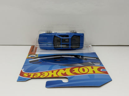 Hot Wheels Muscle Mania 1984 Pontiac Firebird 1:64 Diecast Blue