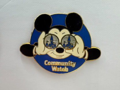 Disney Mickey Mouse Community Watch Trading Pin DC2S1