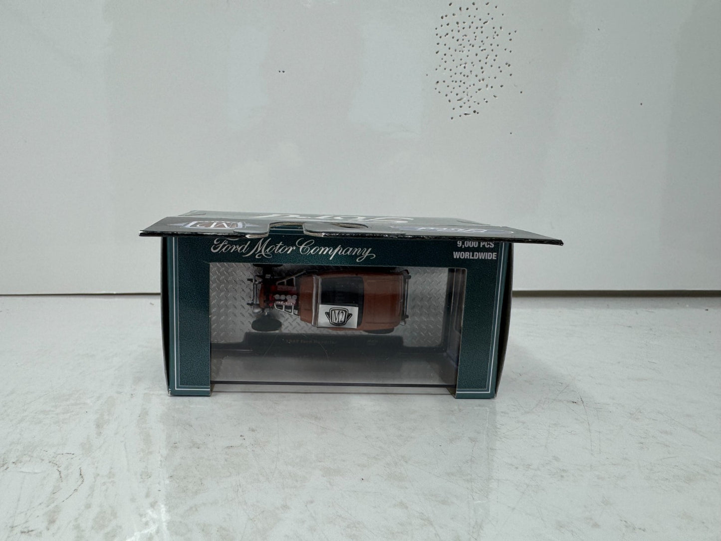 M2 Machines Ford 1932 Ford Roadster 1:64 Diecast