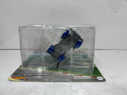 Hot Wheels Mario Kart Shy Guy B-Dasher + Plane Glider 1:64 Diecast