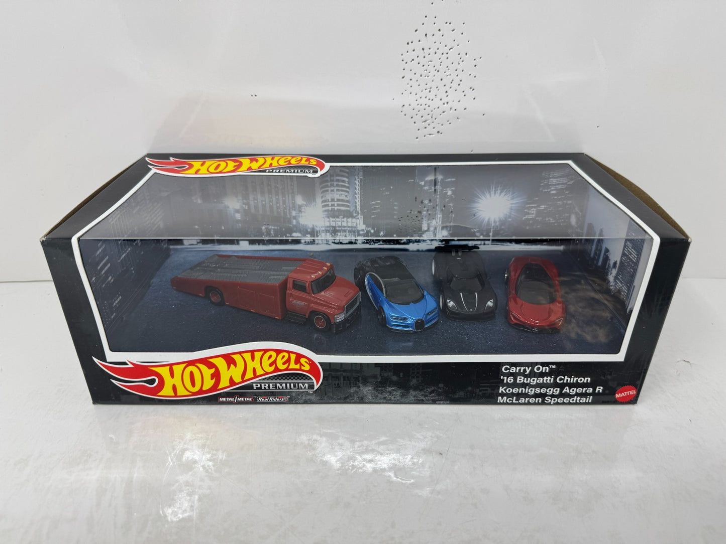 Hot Wheels Premium Hyper Cars 4-Pack Collector Diorama Set 1:64 Diecast