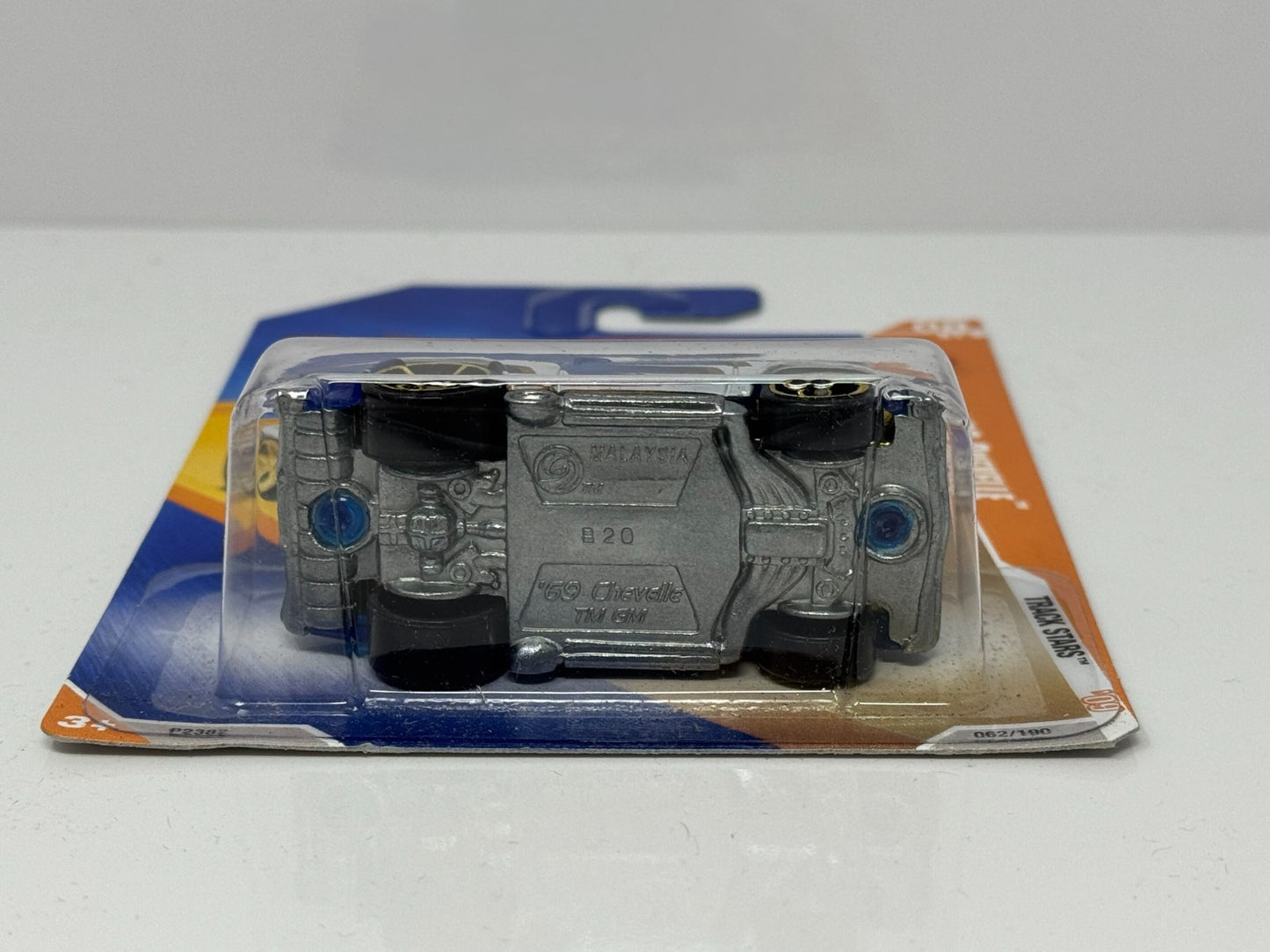 Hot Wheels Track Stars 1969 Chevy Chevelle 1:64 Diecast Factory Sealed