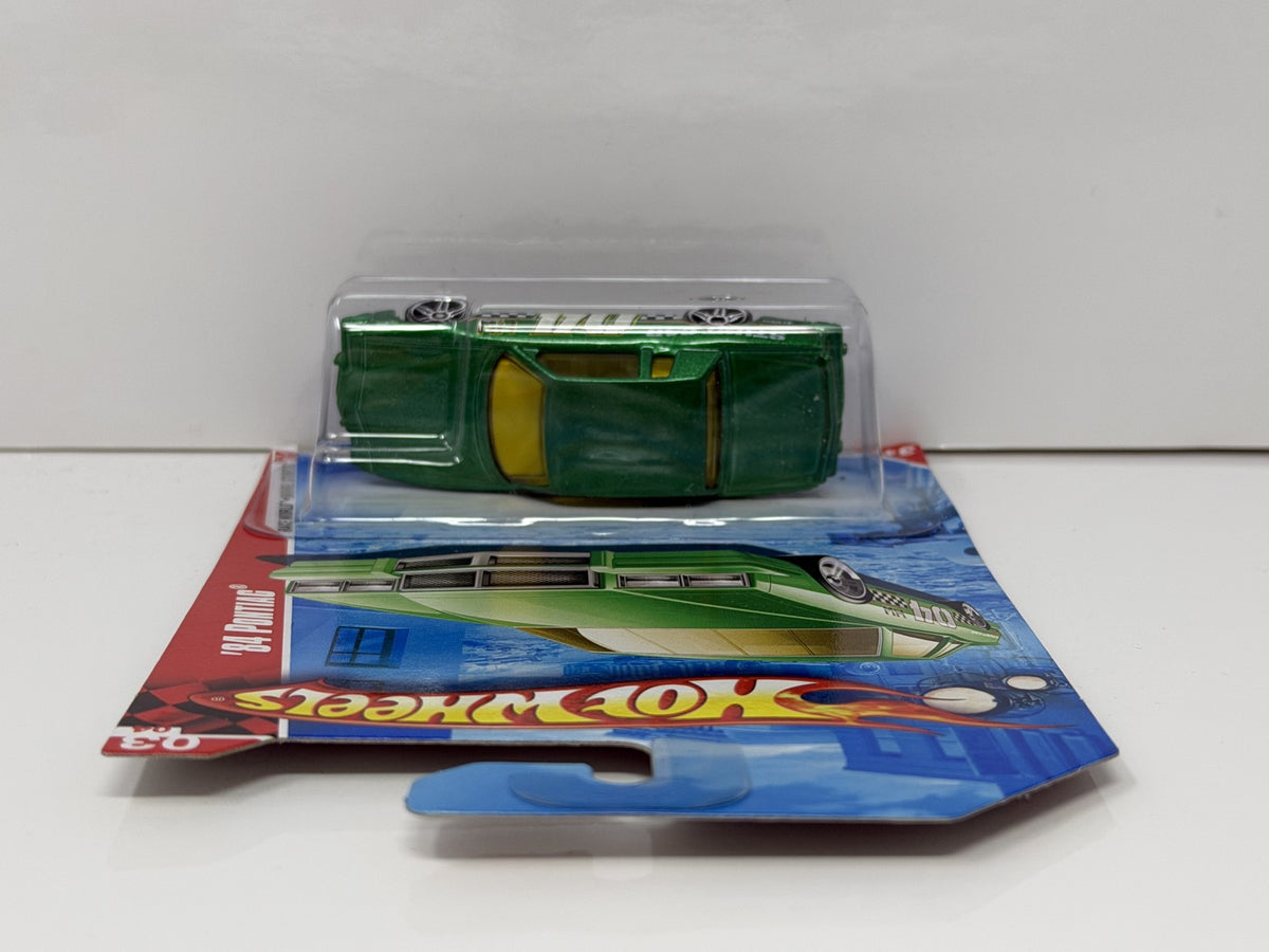 Hot Wheels Race World Movie Stunts 1984 Pontiac 1:64 Diecast Green