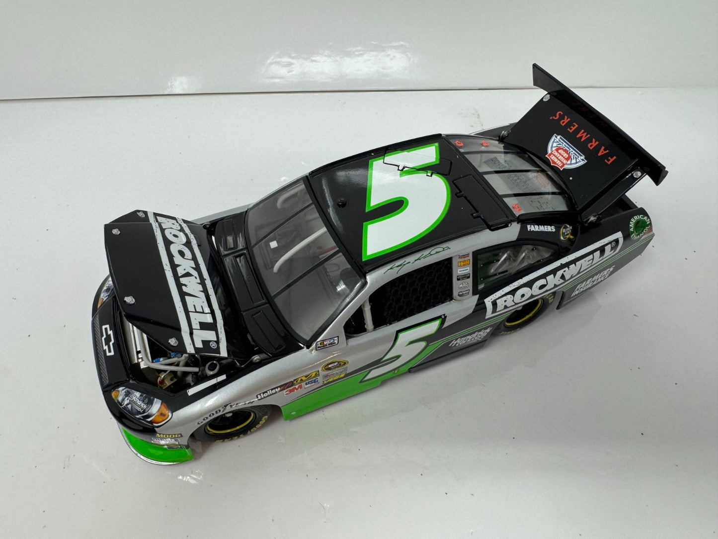 Lionel NASCAR Kasey Kahne #5 Rockwell Tools 2012 Chevrolet Impala 1:24 Diecast