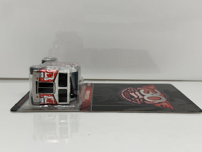 Hot Wheels 2016 30th Collectors Convention Thunder Roller 1:64 Diecast 0724/2600