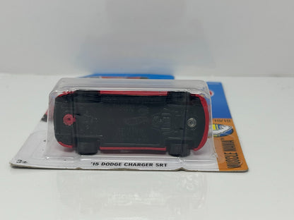 Hot Wheels Muscle Mania 2015 Dodge Charger SRT 1:64 Diecast Red