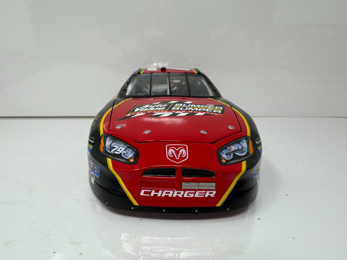 Action NASCAR Kasey Kahne #79 Bumper to Bumper 2005 Dodge Charger 1:24 Diecast