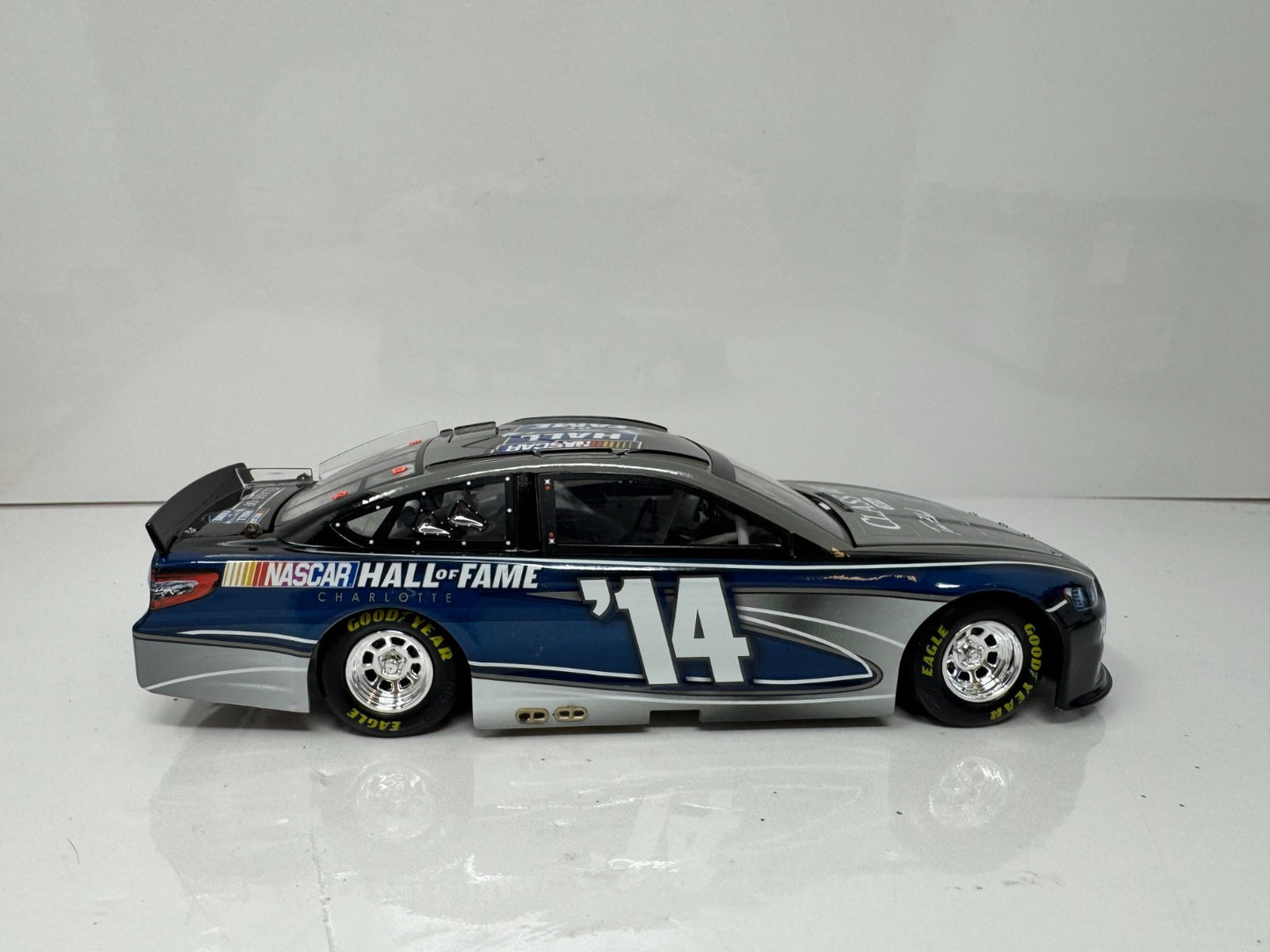 Action NASCAR 5 Inductees #14 NHOF Class of 2014 2013 Ford Fusion 1:24 Diecast