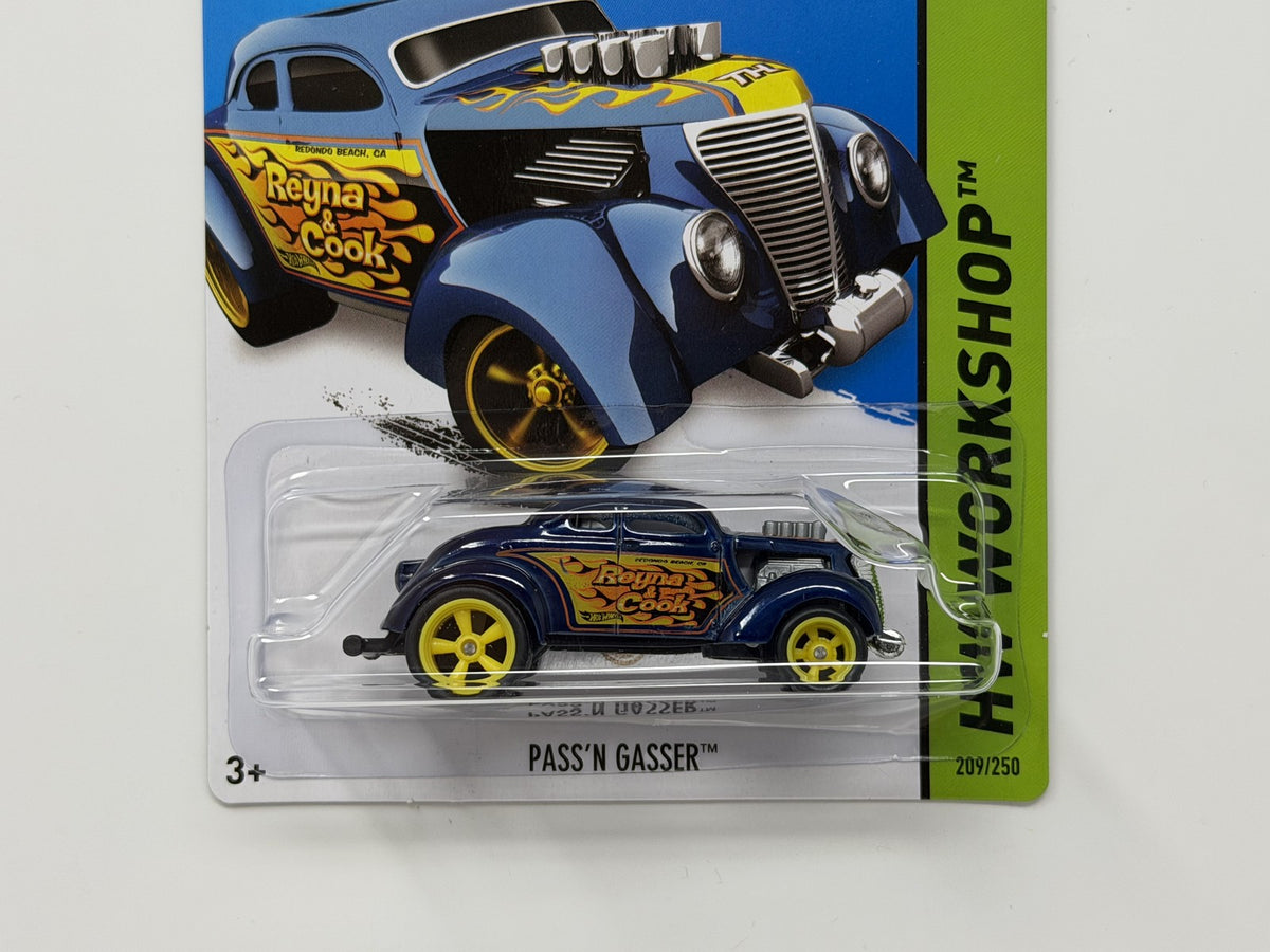 Hot Wheels Super Treasure Hunt Pass'n Gasser HW Workshop 1:64 Diecast STH