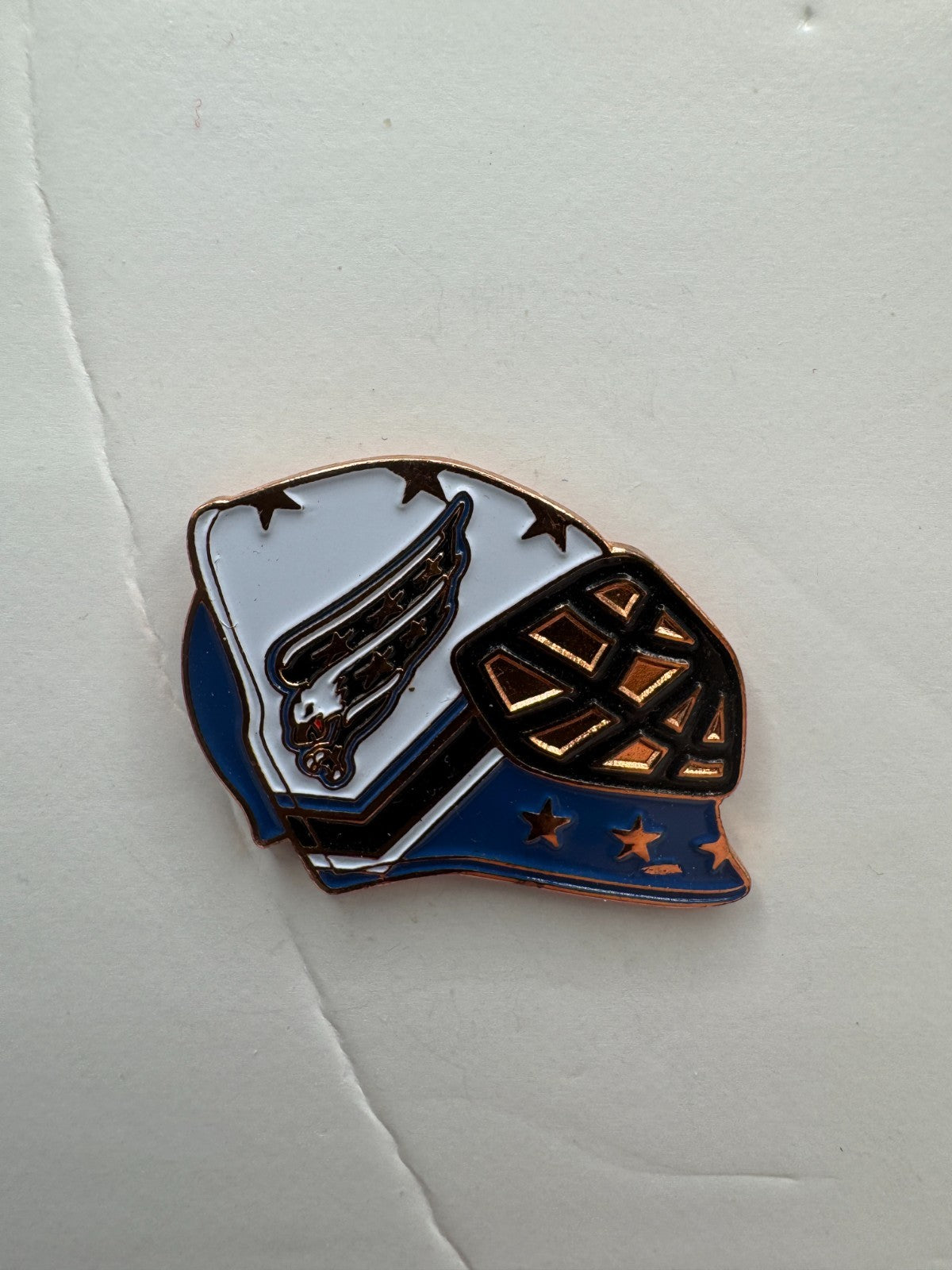 Washington Capitals Goalie Mask NHL Hockey Lapel Pin