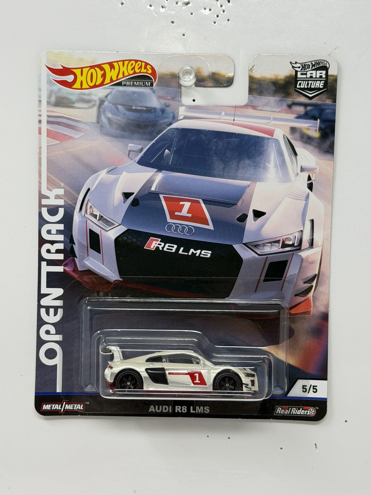 Hot Wheels Premium Open Track Audi R8 LMS 1:64 Diecast