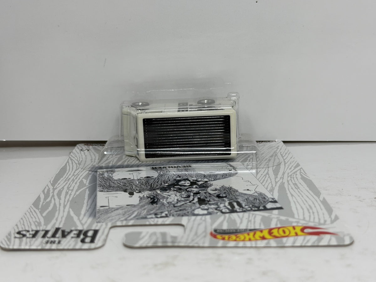 Hot Wheels Premium Beatles Revolver Combat Medic 1:64 Diecast Real Riders