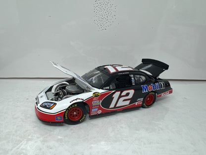 Motorsports Authentics #12 Ryan Newman Mobil 1 2007 Charger 1:24 Diecast