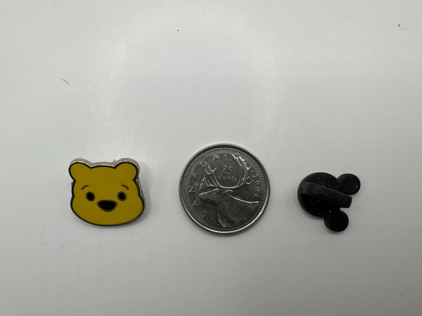 Disney Cute Characters Winnie the Pooh Face Trading Pin DC1S18