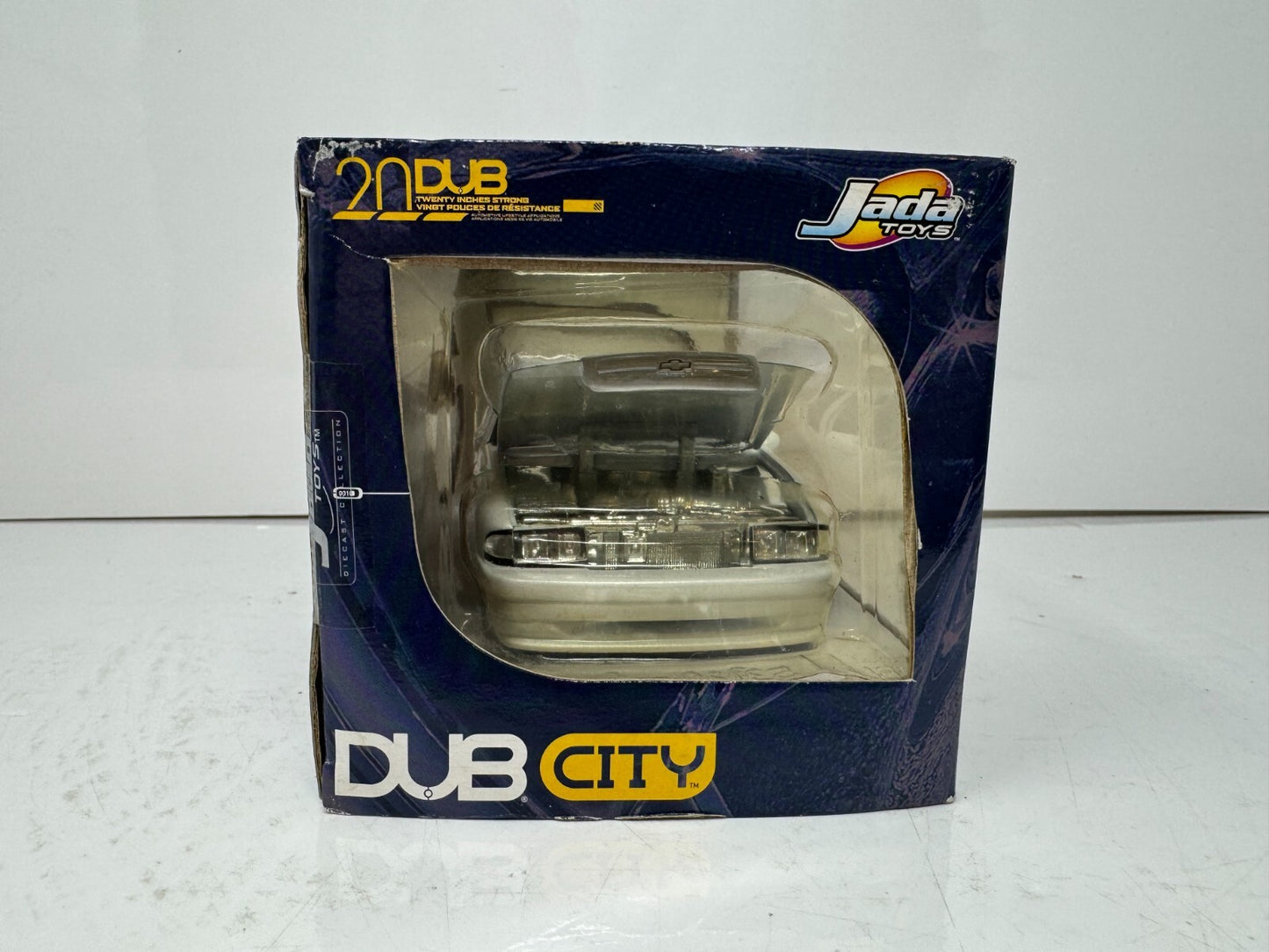 Jada Dub City 1996 Chevy Impala 1:24 Diecast KMC Wheels 22 Inch SS Rims