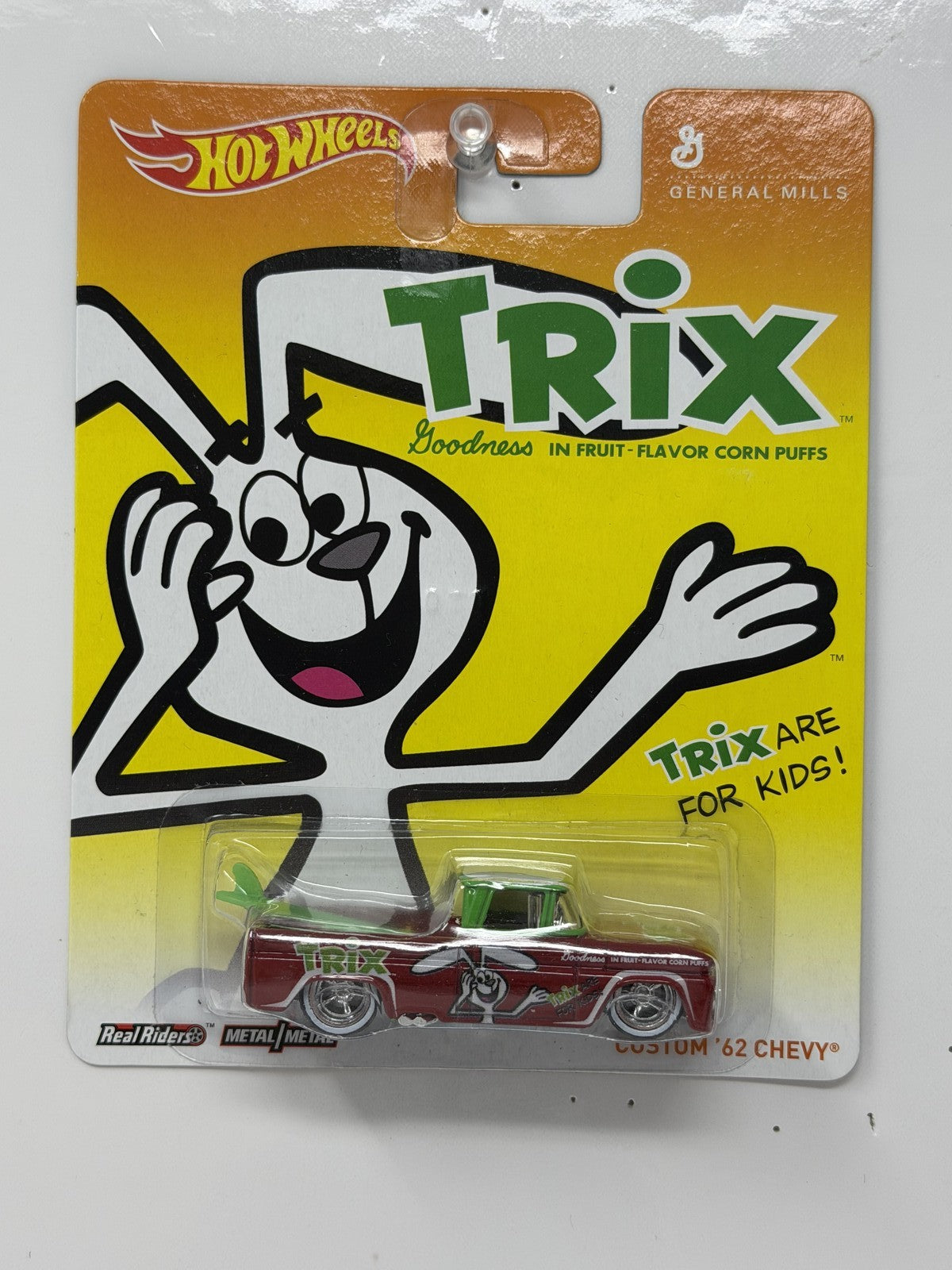 Hot Wheels General Mills Trix Custom 1962 Chevy 1:64 Diecast Real Riders