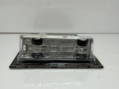 Hot Wheels 2015 Mexico Convention Ghostbusters Ecto-1 Glow 1:64 Diecast #3520