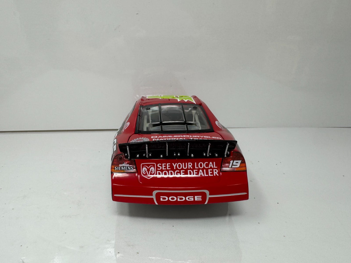 Action NASCAR Jeremy Mayfield #19 Dodge Dealers 2004 Intrepid BANK 1:24 Diecast